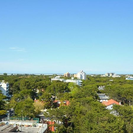 Apartamento Lignano Pineta With Sea View Lignano Sabbiadoro Exterior foto