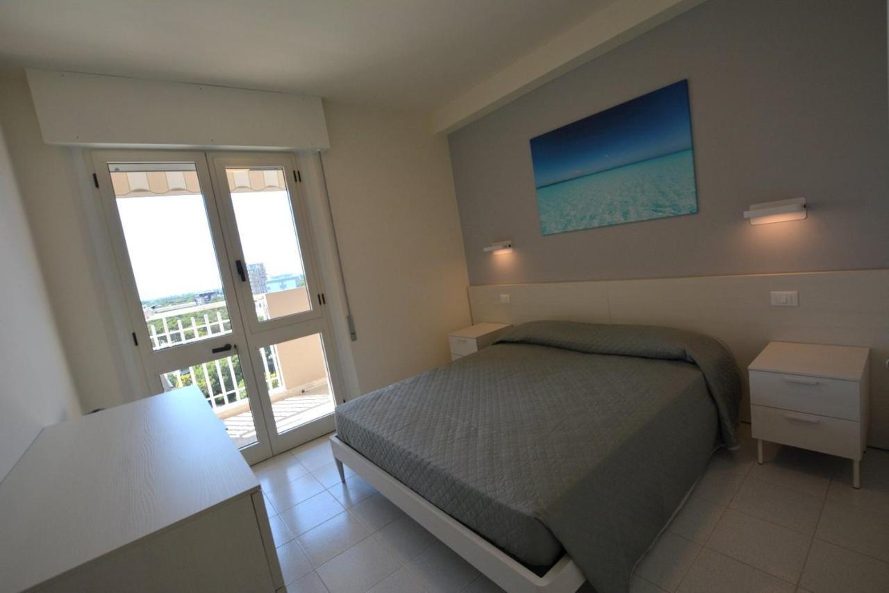Apartamento Lignano Pineta With Sea View Lignano Sabbiadoro Exterior foto